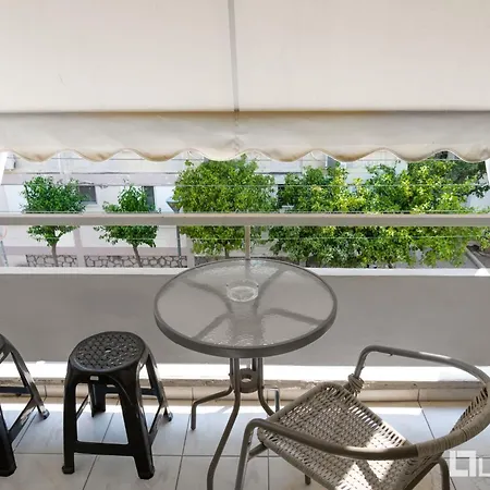 Maya's By Lobbysquare Apartment Athens