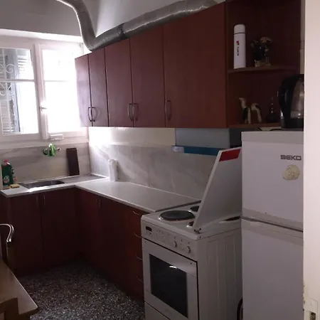 Relax & Enjoy Homestay Athens