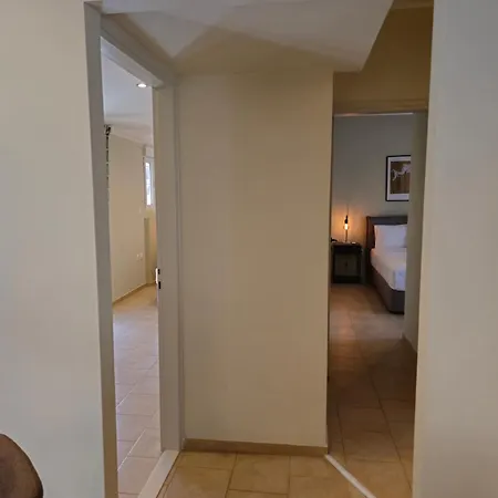 Tranquil 2br Penthouse Petralona
