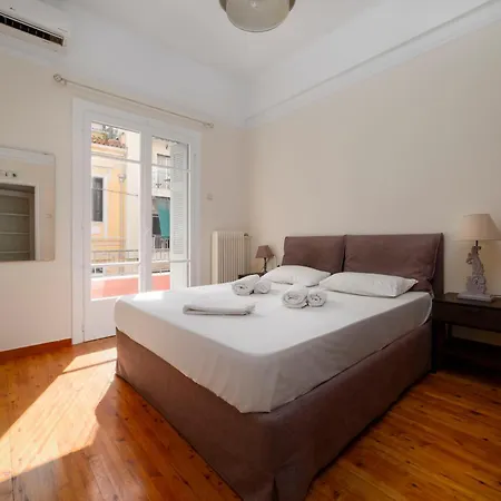 Apartman Vintage And Spacious 3ba Next To Ancient Center *