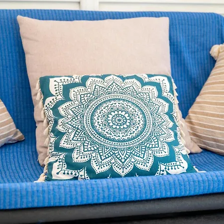 Sun & Sea Escape Charming Vacation In Voula On Athen's Riviera Apartment *