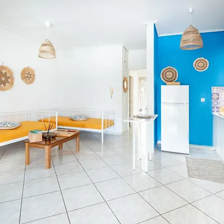 Sun & Sea Escape Charming Vacation In Voula On Athen's Riviera Apartment *