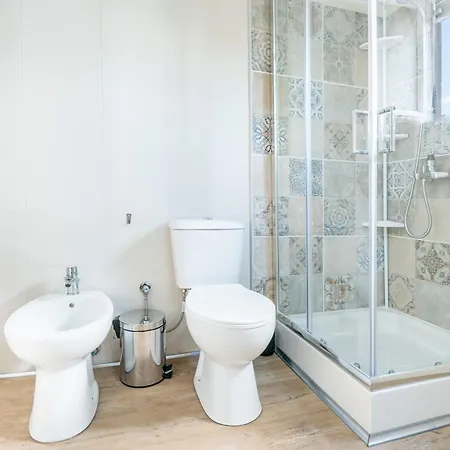 Sun & Sea Escape Charming Vacation In Voula On Athen's Riviera Apartment *