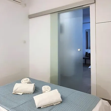 Renovated Modern & Specious 2bd Center *