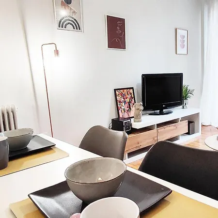 Apartment στο θησείο *
