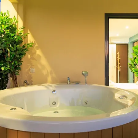 Apartment Aiolos Super Lux Jucuzzi Nea Smyrni Centre