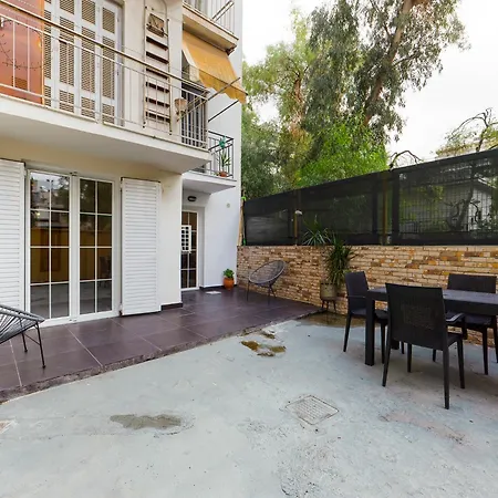 Peaceful Private Garden Office Espresso Apartment
