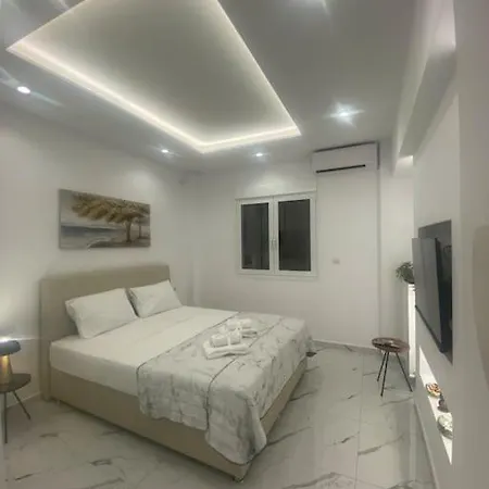 Apartment Stylish Gem Close To Acropolis