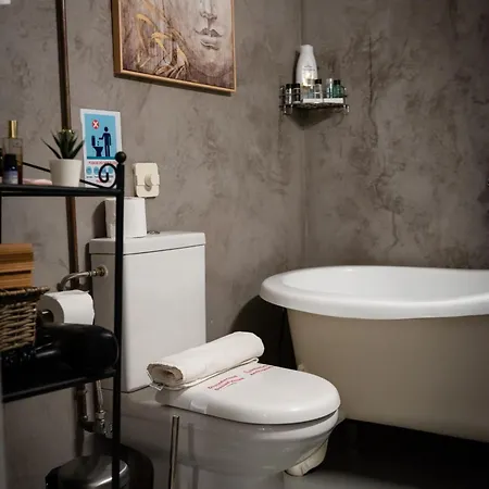Apartment Koukaki Urban Retreat, Steps From The Acropolis *
