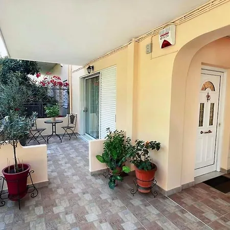 Cosy With Garden 5 Min From Metro Apartment *