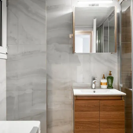 Big Practical Apartment *