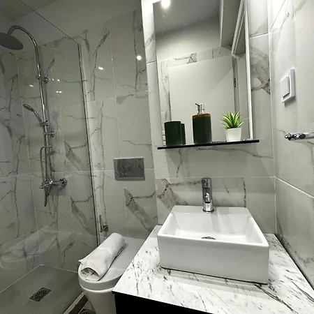 Apartment Exarchia C-6 *