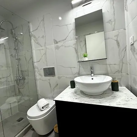 Apartment Exarchia B-1 *