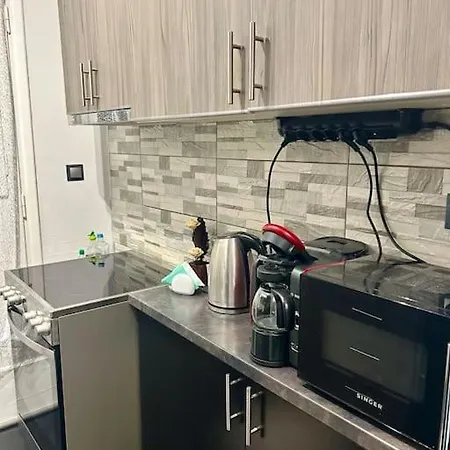 Miromar Apartment
