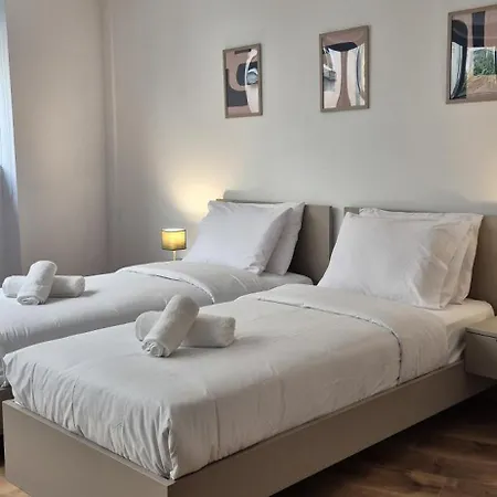 Figleaf Kypseli Hotel