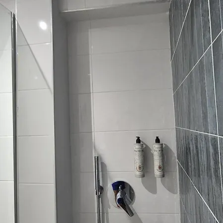 Figleaf Kypseli Hotel Athens