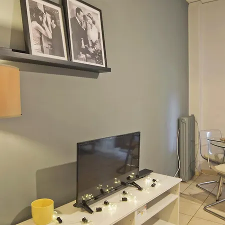 Homely Apartment *