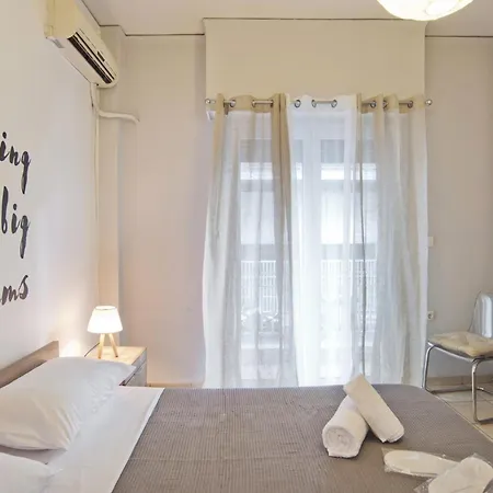Apartment Homely *