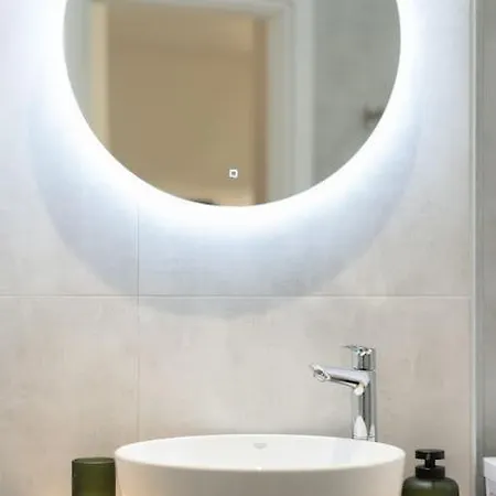1br Stylish Thiseio Charm Athens