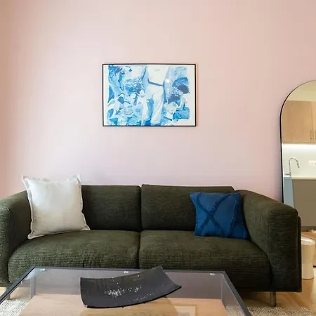 Apartment 1br Stylish Thiseio Charm