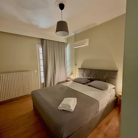 Apartment Comfort And Sunny Apartment, Marousi Oaka Stadium Neratziotissa Athens