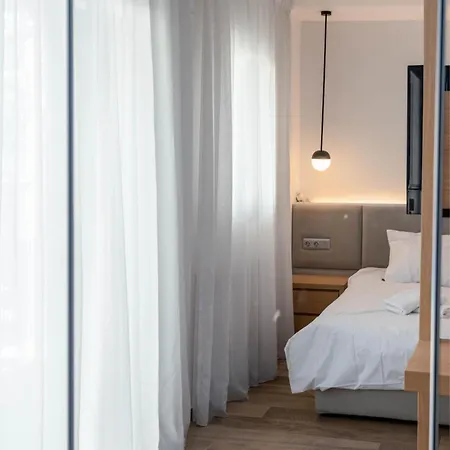Zeus3 Front Appartment, 2 Bedroom Sea View Apartment Athen