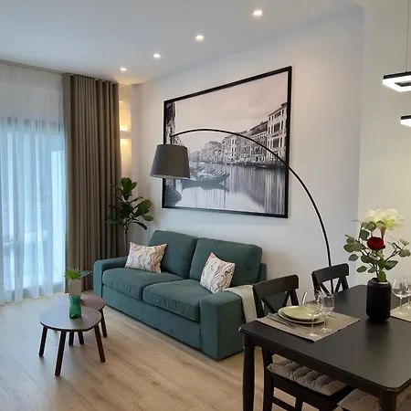 Apartment Astris - Lux With Pool & Gym By Tt Athens