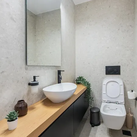 Anemoi - Luxe With Pool & Gym By Tt Apartment