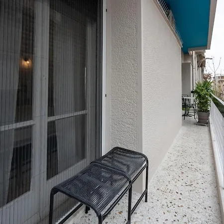 Artistic Retreat In Heart Apartment Athens