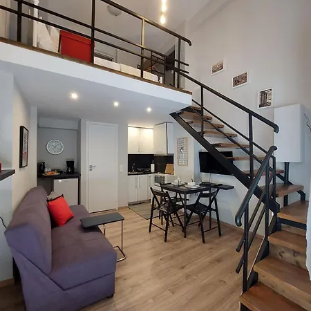 Apartment Urban Minimalistic Maisonette! Athens