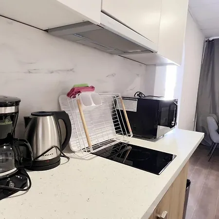 Anhome K11 Serviced Apartment Athens