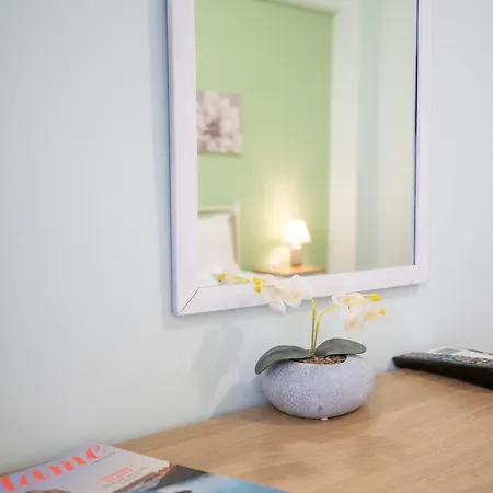 Apartment Metaxourgio 2 Person By Mps Athens
