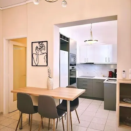 Apartment Cozy In Voula