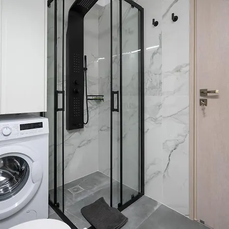 Stylish At Exarchia Apartment *
