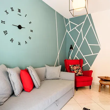 Apartment Cozy With Large Terrace
