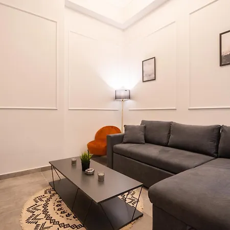 Bauhaus Residences - Twelve Building Apartmanhotel *