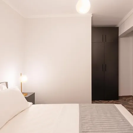 Bauhaus Residences - Twelve Building Apartmanhotel *