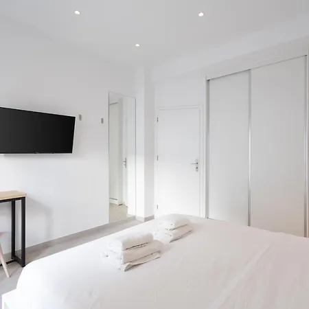 Stunning Cozy In Apartment