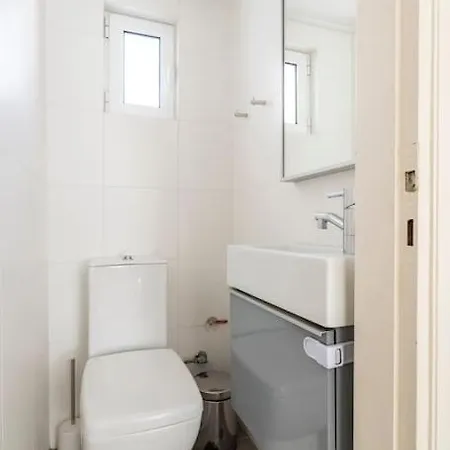 Sunny Southern Flat Near The Seaside Apartment *