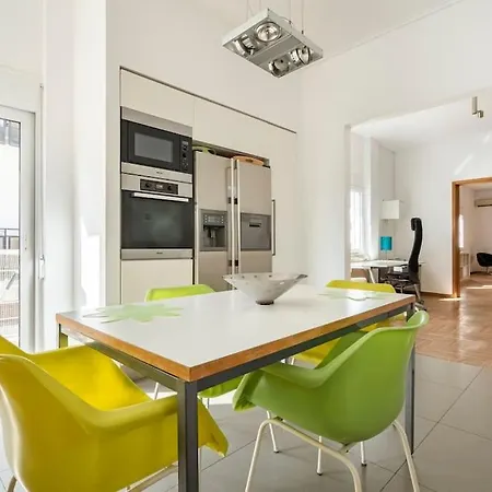 Sunny Southern Flat Near The Seaside *