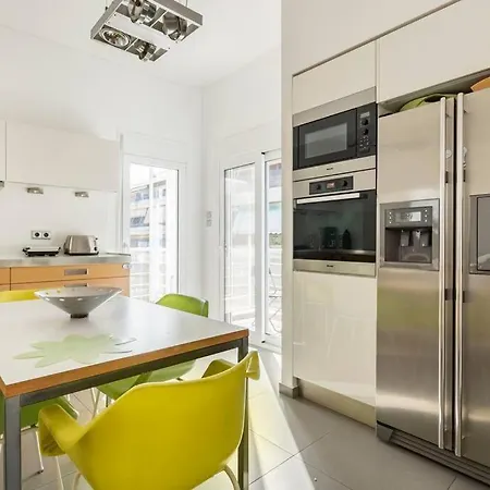 Sunny Southern Flat Near The Seaside *
