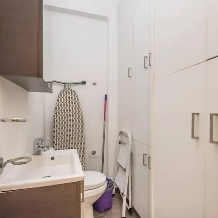Modern Spacious In * Athens
