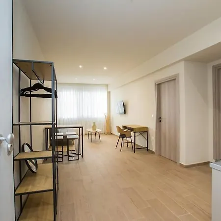 Stoa Luxury Apartment *