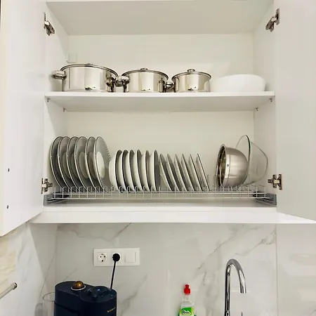 Nea Smirni Snug - Fits 4 * Athens