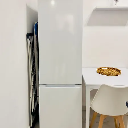 Apartment Nea Smirni Snug - Fits 4 *