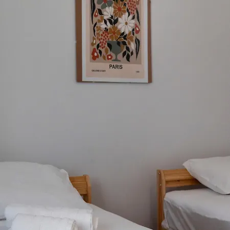 Thissio Getaway 2ba Next To Ancient Market * Athens