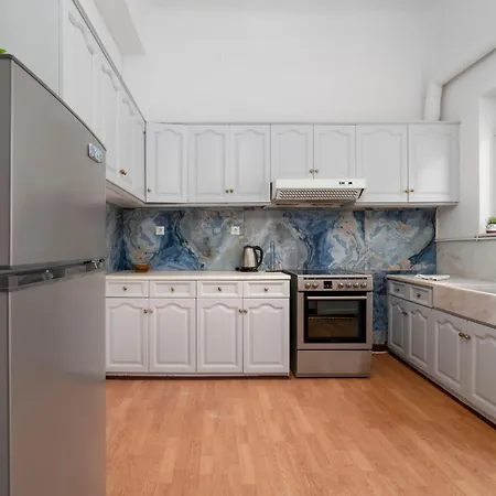 Thissio Getaway 2ba Next To Ancient Market * Athens