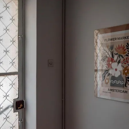 Thissio Getaway 2ba Next To Ancient Market Apartment *