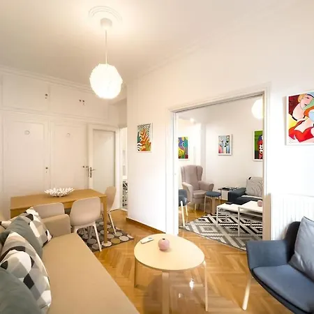 Art & Comfort In Apartment