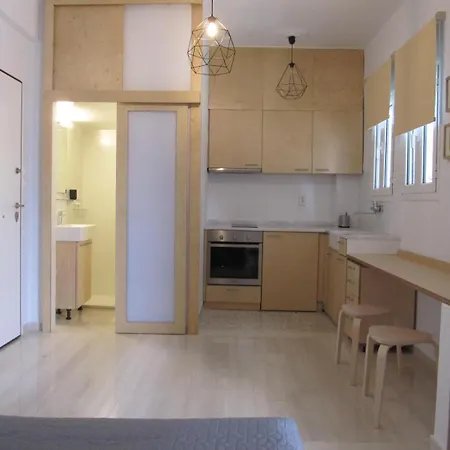 Apartment Cosy At The Heart Of Glyfada *